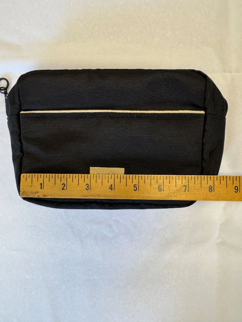Gucci Beauty Travel Toiletry Makeup Bag Black Beige